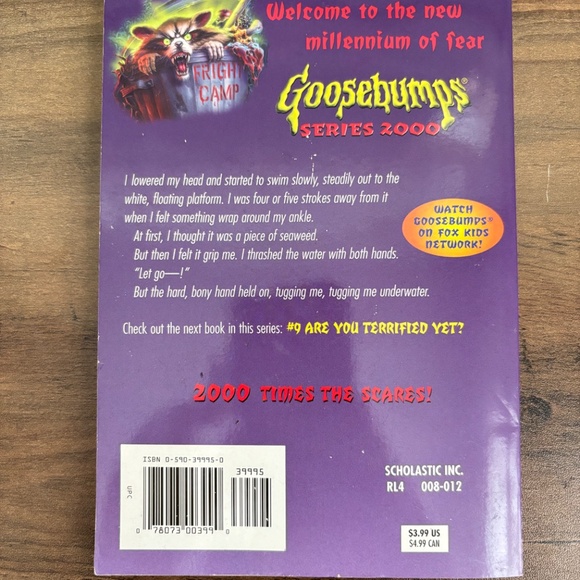 * VINTAGE R.L. Stine GOOSEBUMPS Series 2000 #8 Fright Camp Book 1st Print 1998 * - Picture 2 of 7